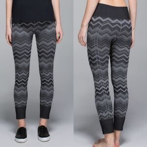 Lululemon Ebb To Street Pant, Heathered Slate, Size 6